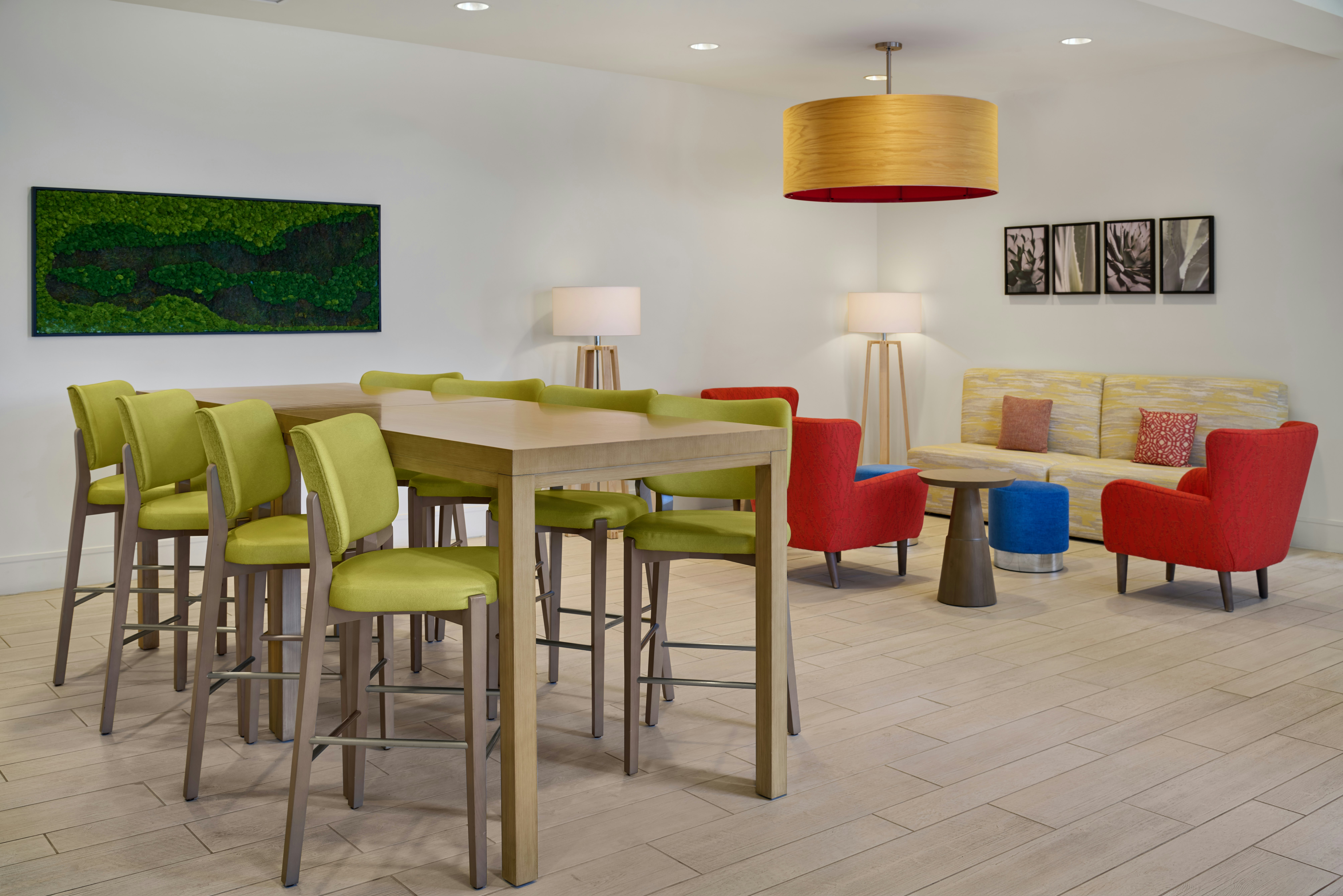 Hilton Garden Inn Detroit Troy 53/79