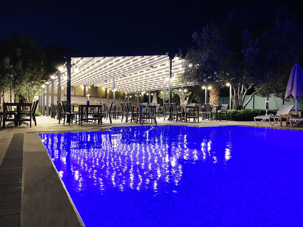 Assos Park Hotel 40/64