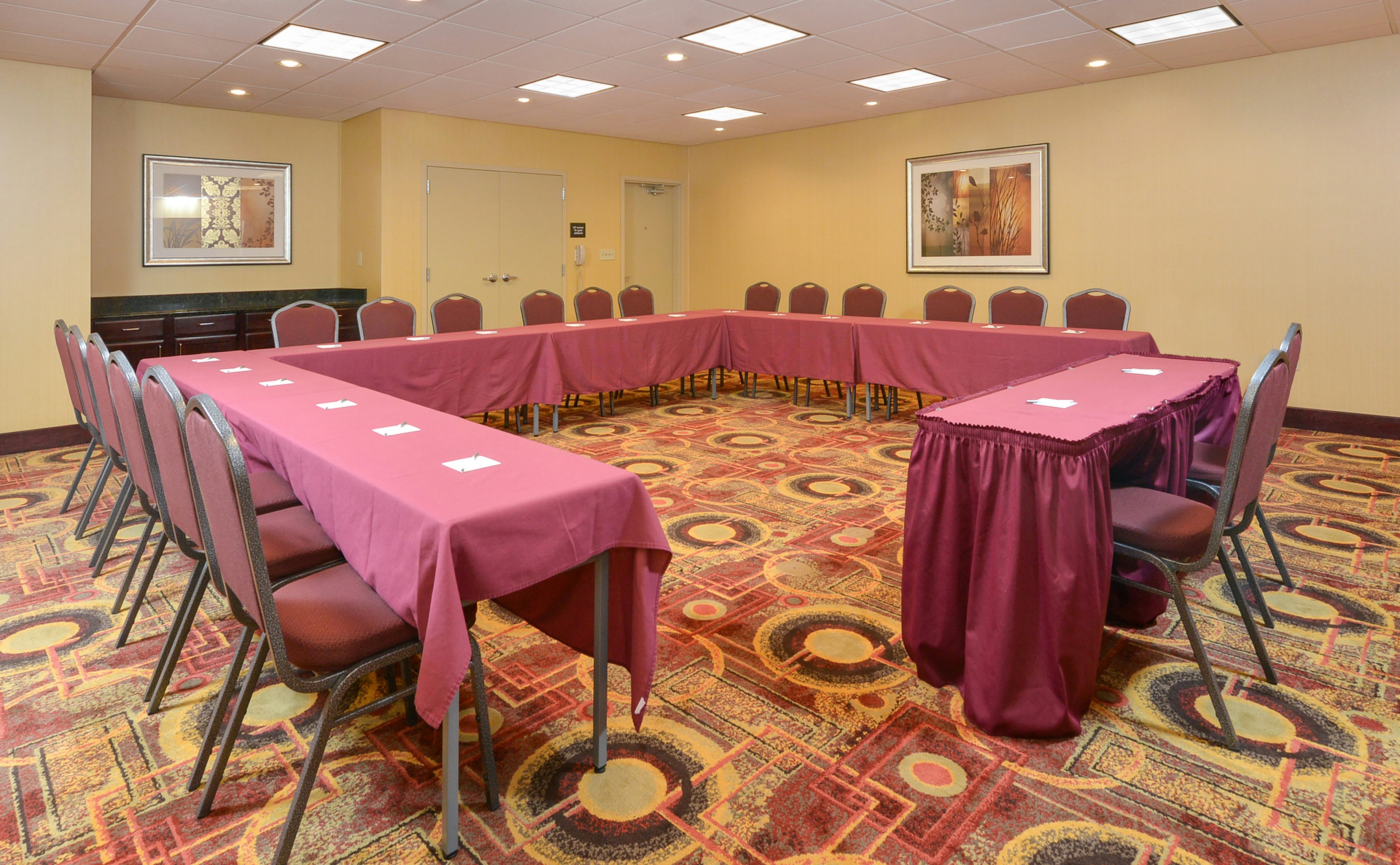 Hampton Inn Muscatine 30/35