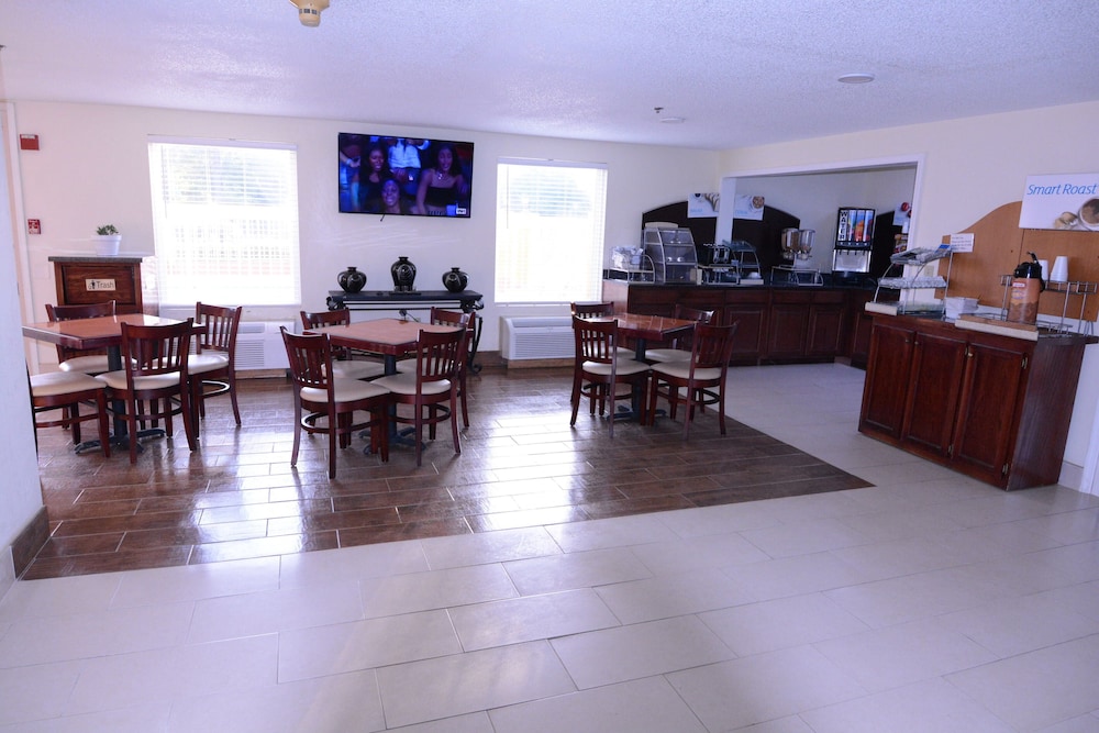 Jameson Inn & Suites Hazlehurst 31/37