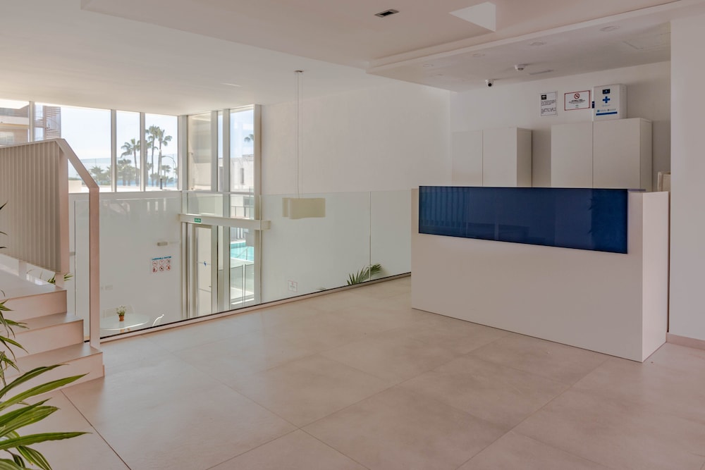Carihuela Suites photo4