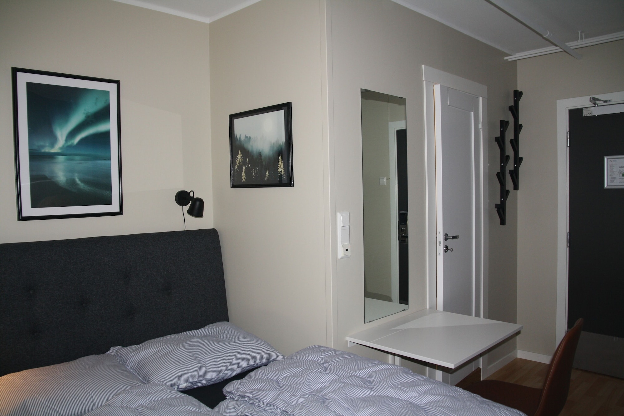 COMFORT, DOUBLE BED
