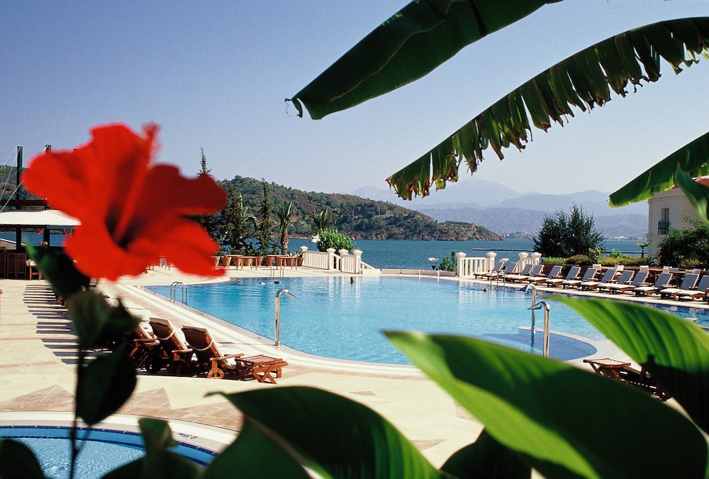 Ece Saray Marina Resort 34/38