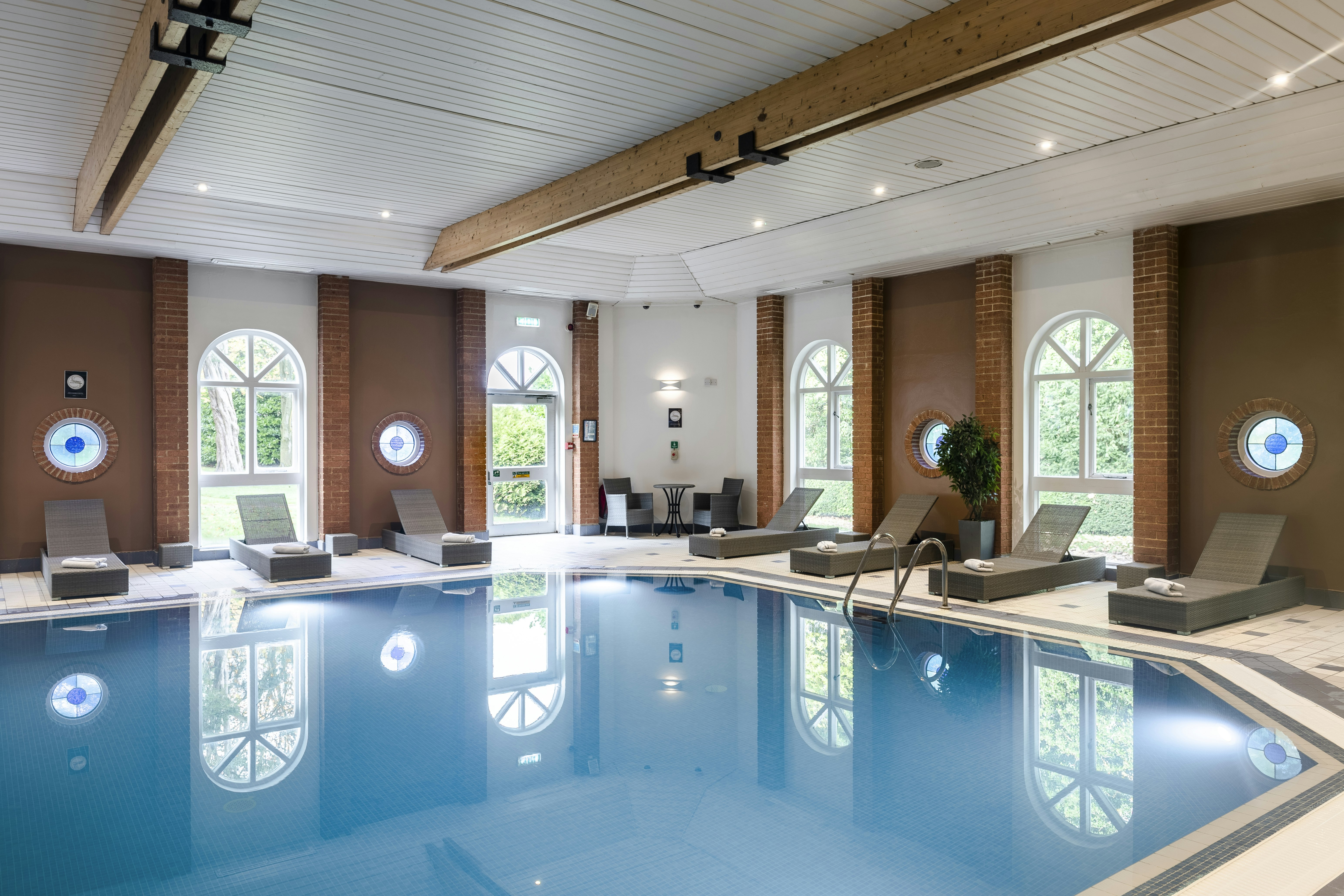 Hogs Back Hotel And Spa 14/26