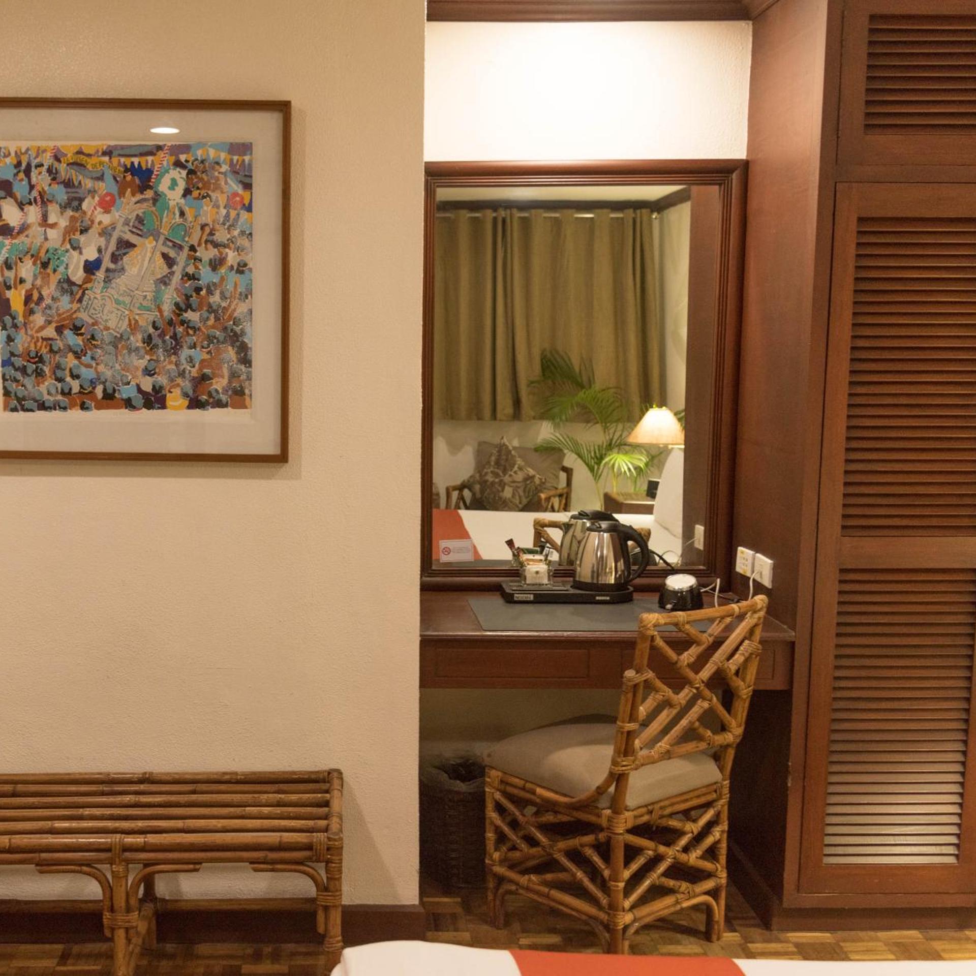 Oasis Hotel 23/39