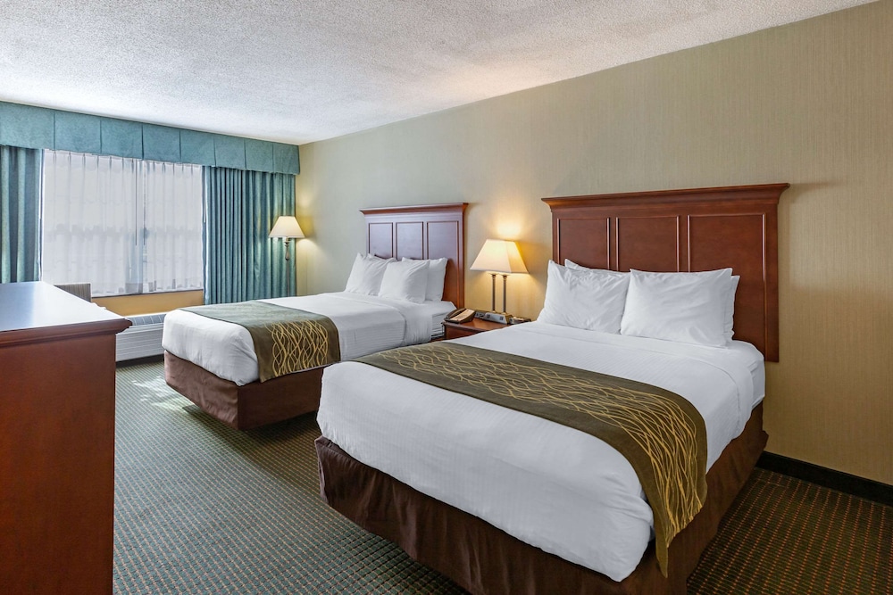 Clarion Inn Falls Church-Arlington 7/17