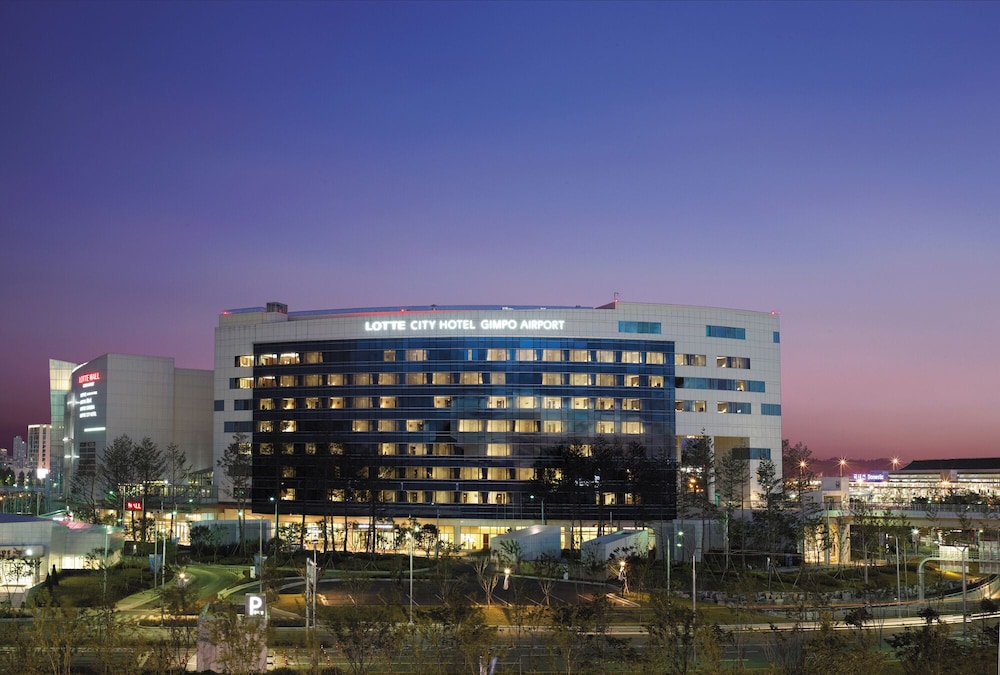 LOTTE CITY HOTEL GIMPO AIRPORT photo1