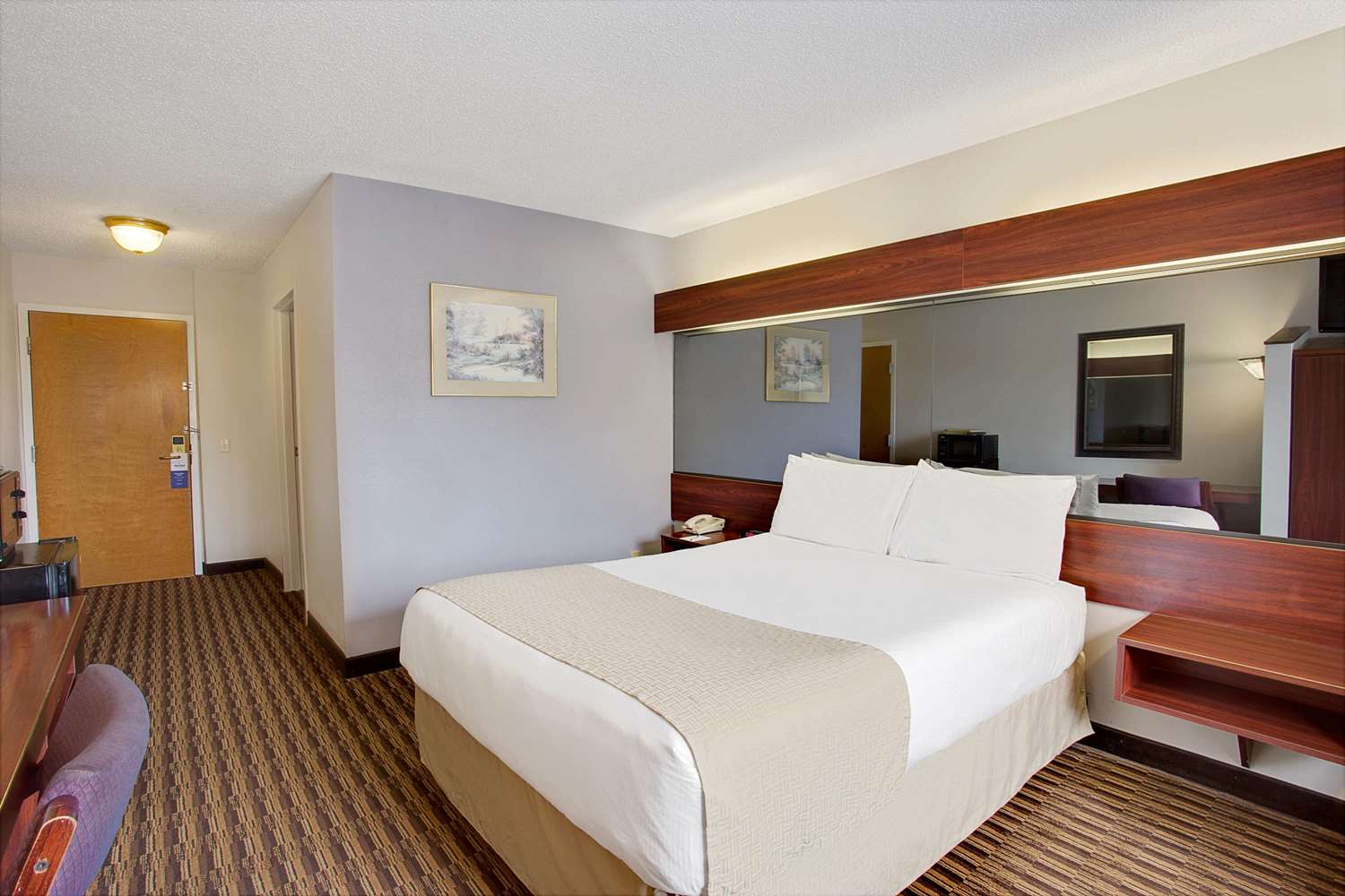 Microtel Inn & Suites by Wyndham Murfreesboro 6/24