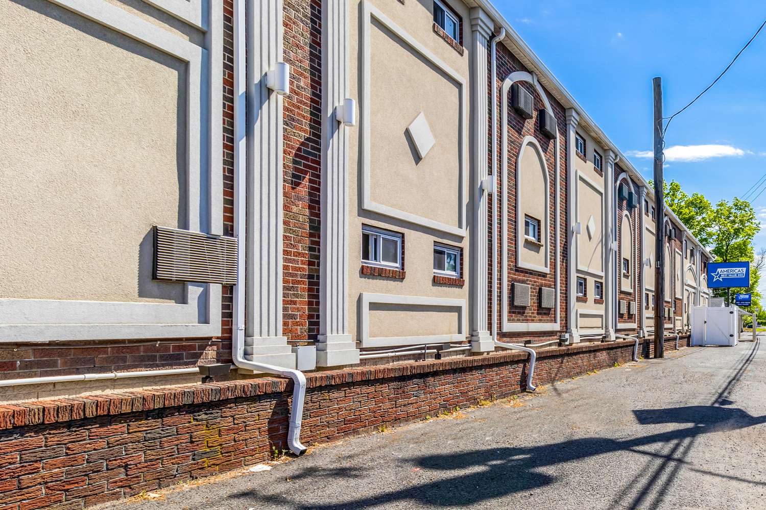 Americas Best Value Inn Avenel Woodbridge 24/24
