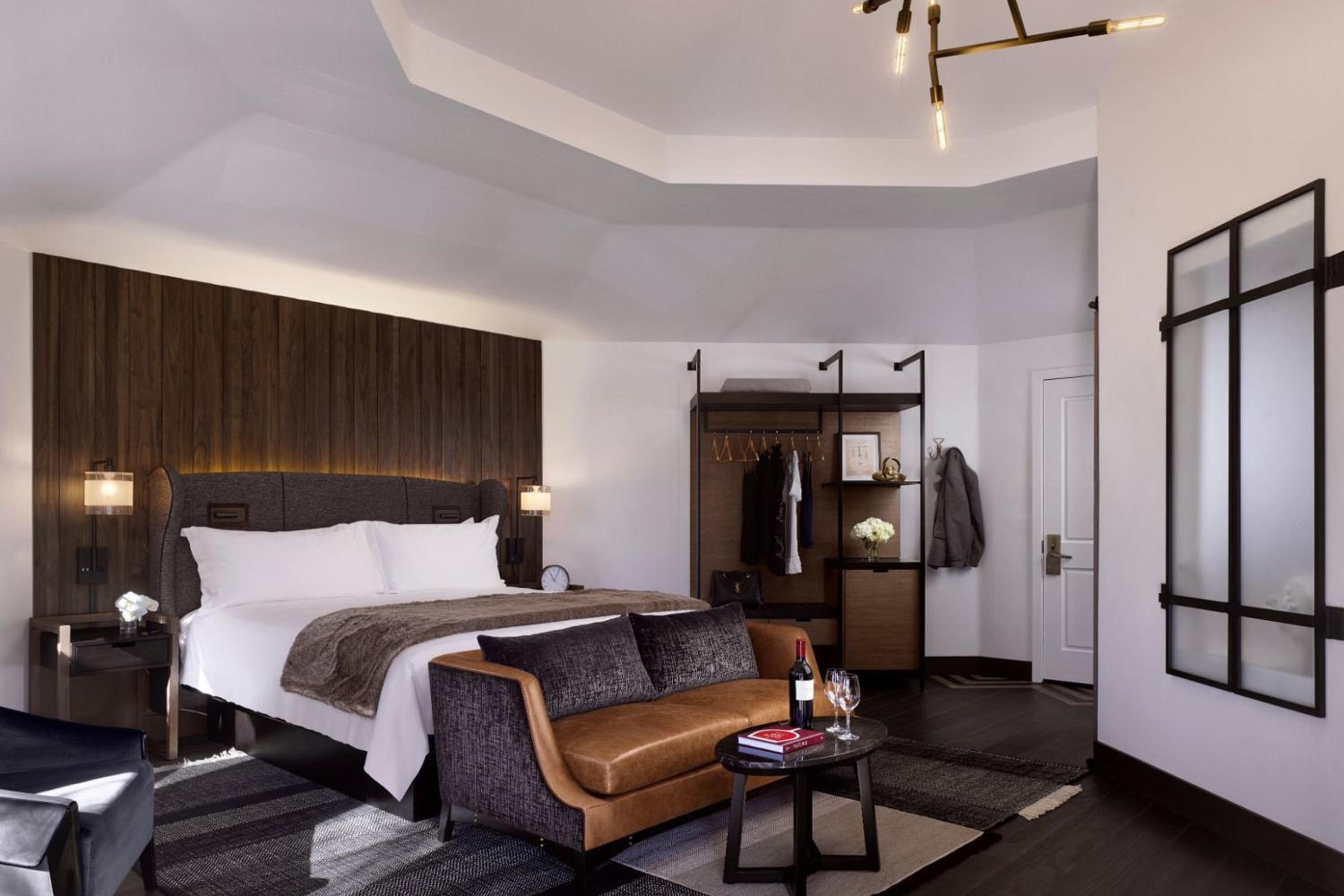 Estate, Suite, Villa, King Bed
