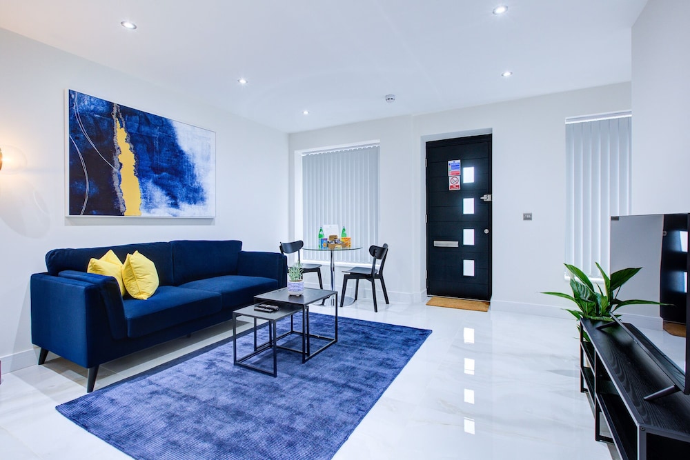 HybridResi Uxbridge 28/47