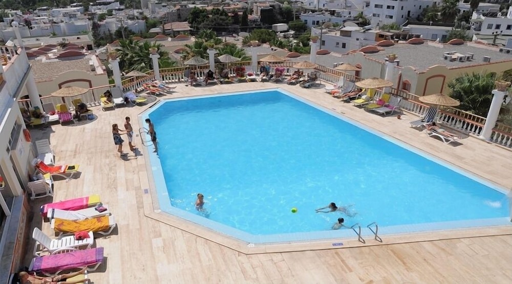 Phoenix Sun Hotel 30/50