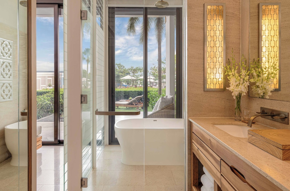 Standard, Double Bed, Private Garden، Hyatt Regency Danang Resort And Spa 3/4