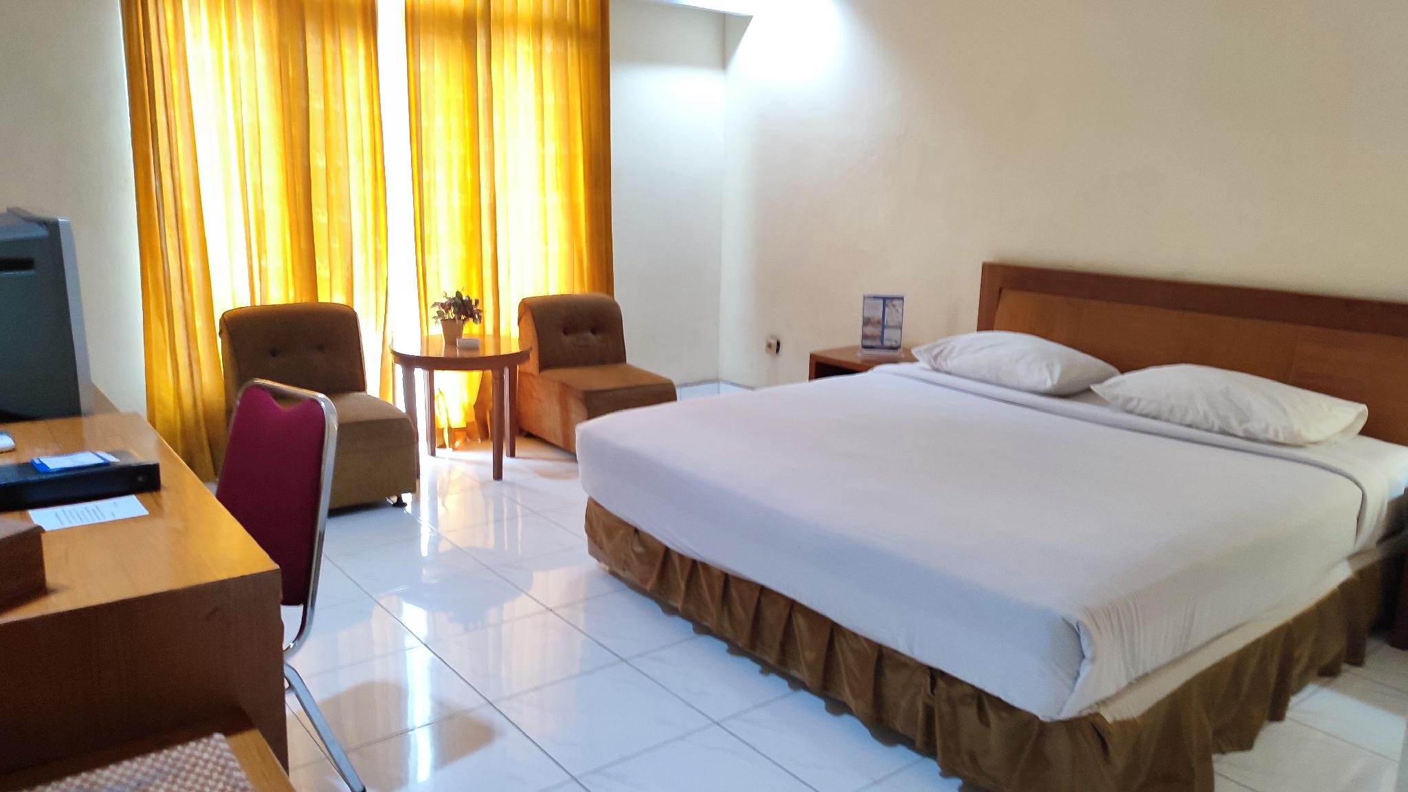 Abadi Hotel & Convention Center 14/50