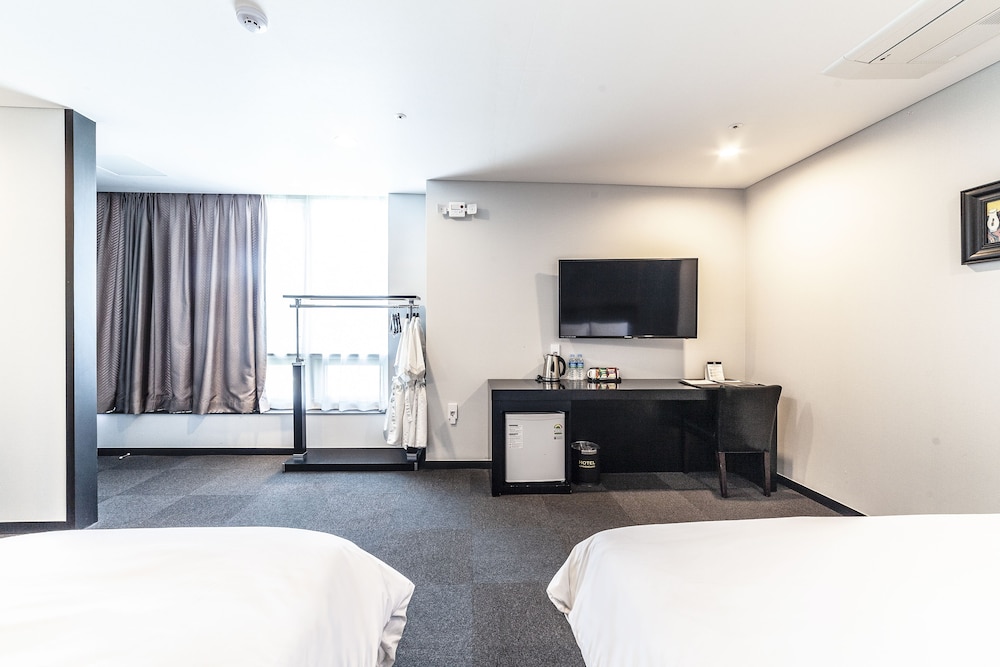 Gangneung Tourist Hotel 29/60