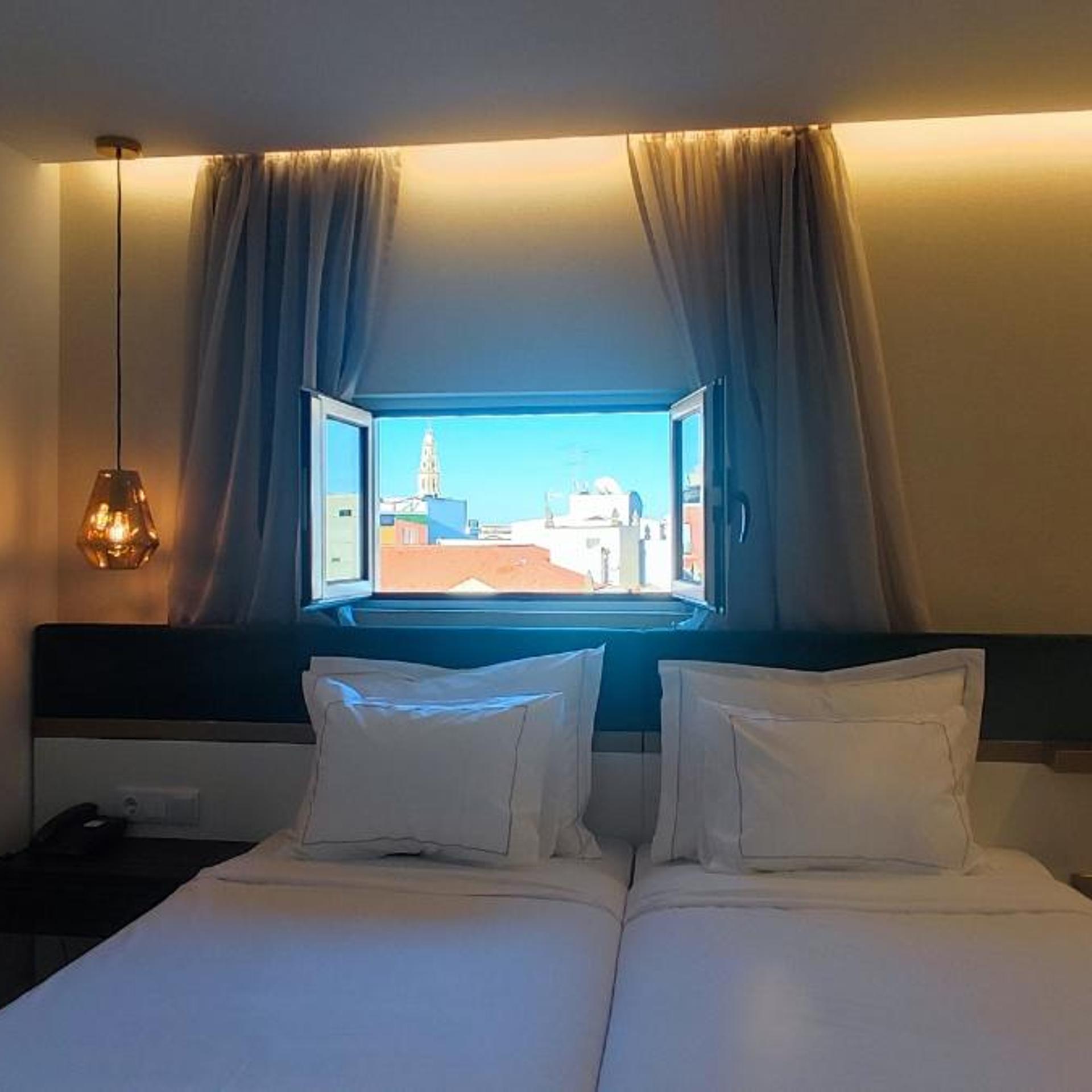 Hotel 4 Estacoes 20/50