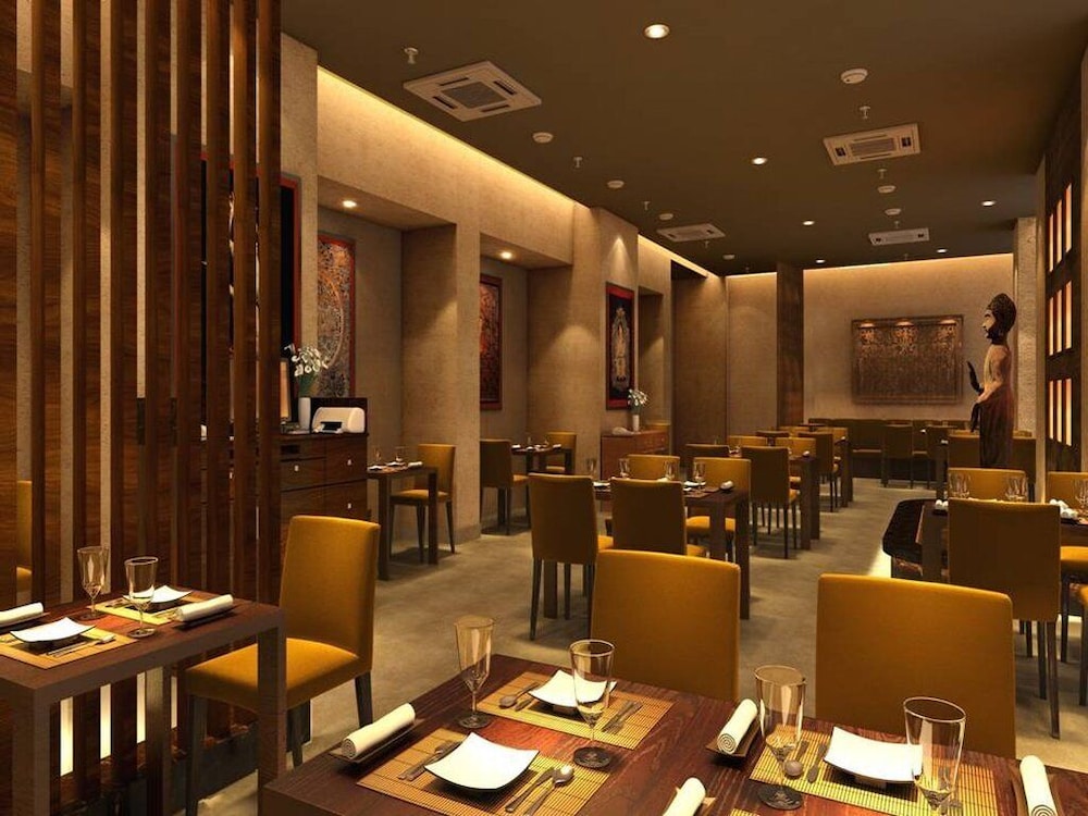 Lemon Tree Hotel Gachibowli Hyderabad 48/64