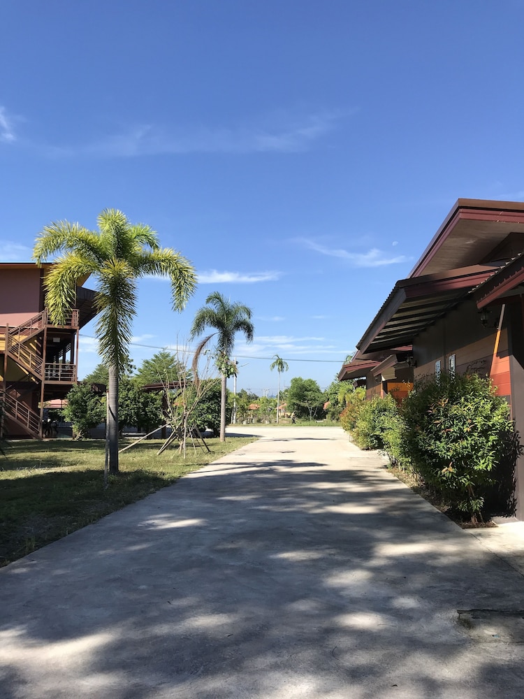 Khwanruen Fishing Resort 54/59
