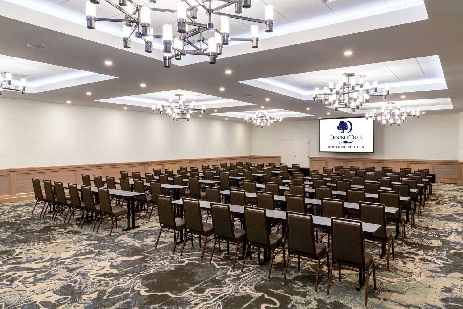 DoubleTree by Hilton Denver Cherry Creek 15/21