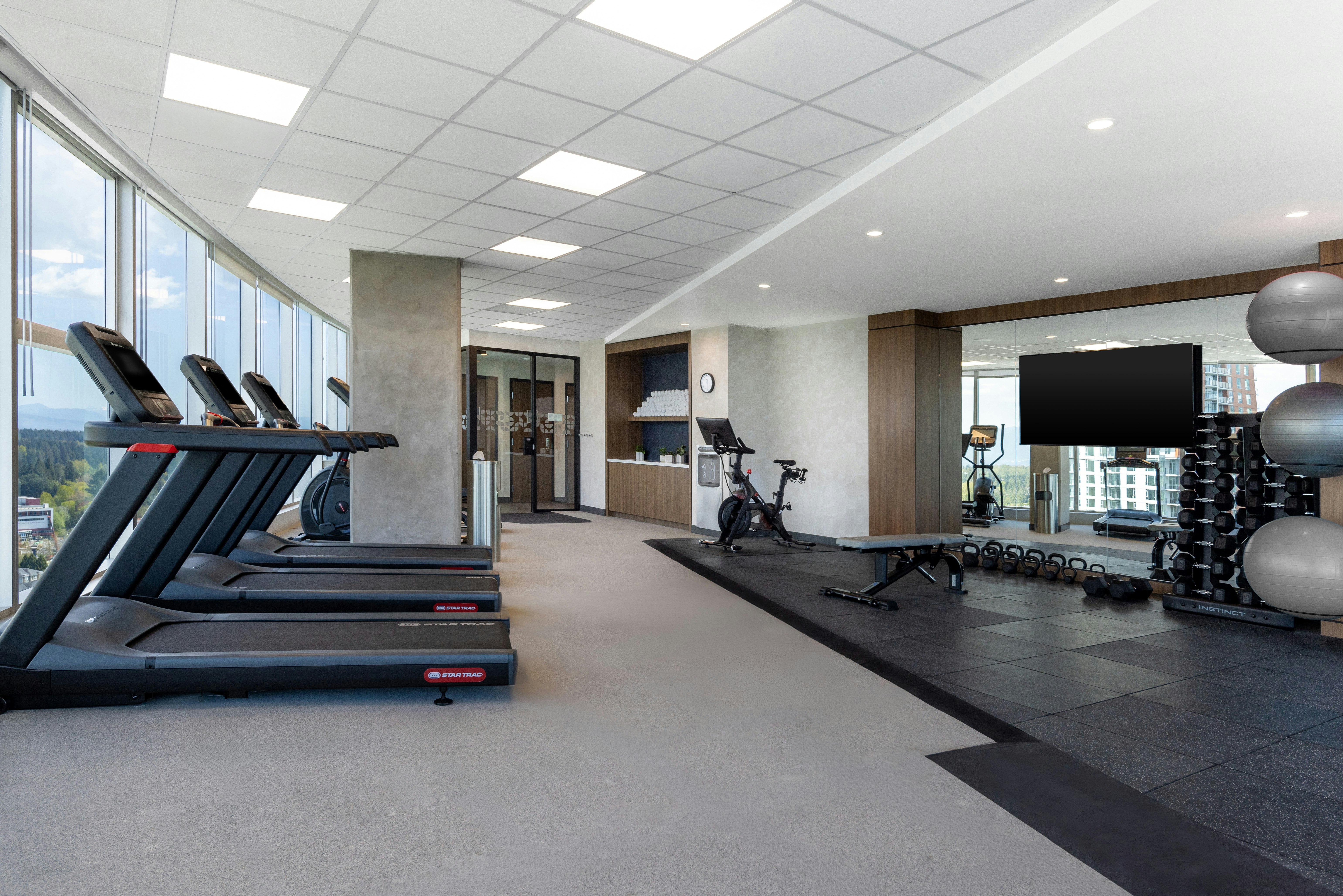 Homewood Suites by Hilton Surrey 19/30