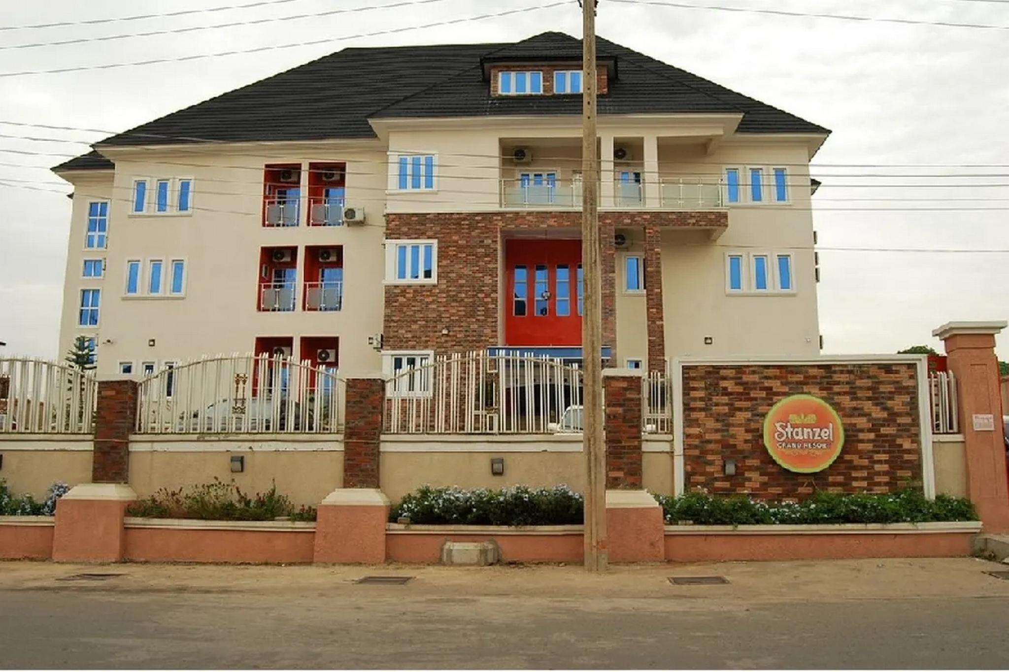 Stanzel Grand Resort 4/37