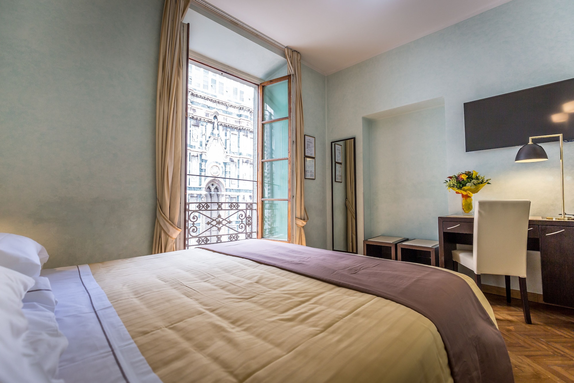 CLASSIC, DOUBLE BED, DUOMO VIEW