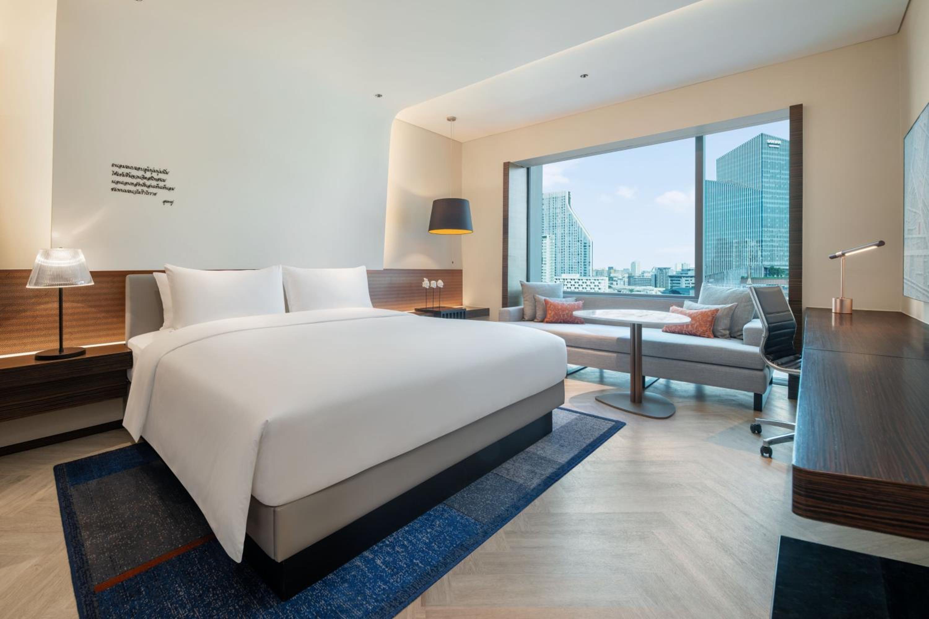 Room at LE MERIDIEN BANGKOK, BANGKOK