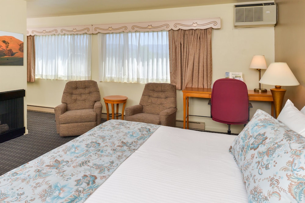 Svendsgaard S Danish Lodge Americas Best Value Inn 12/26