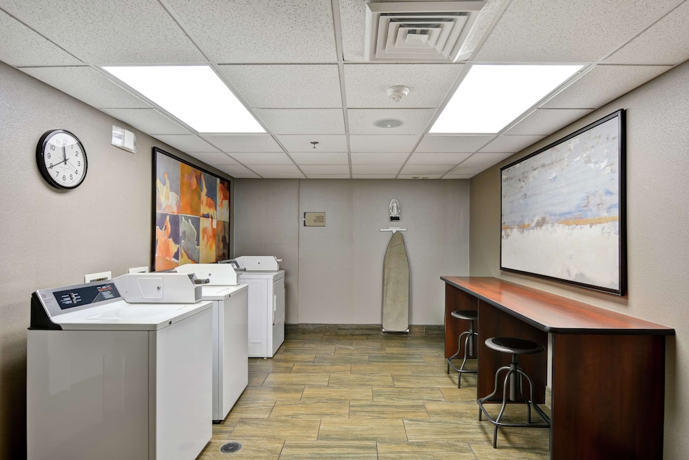 Homewood Suites by Hilton Lexington Fayette Mall 39/45