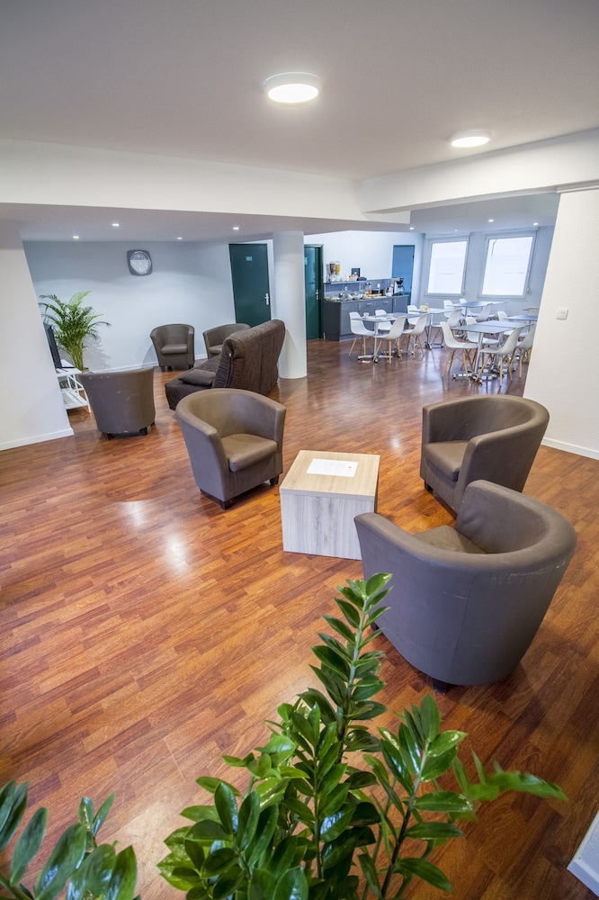 Kosy Appart'hotel Le Champ De Mars Reims 29/54