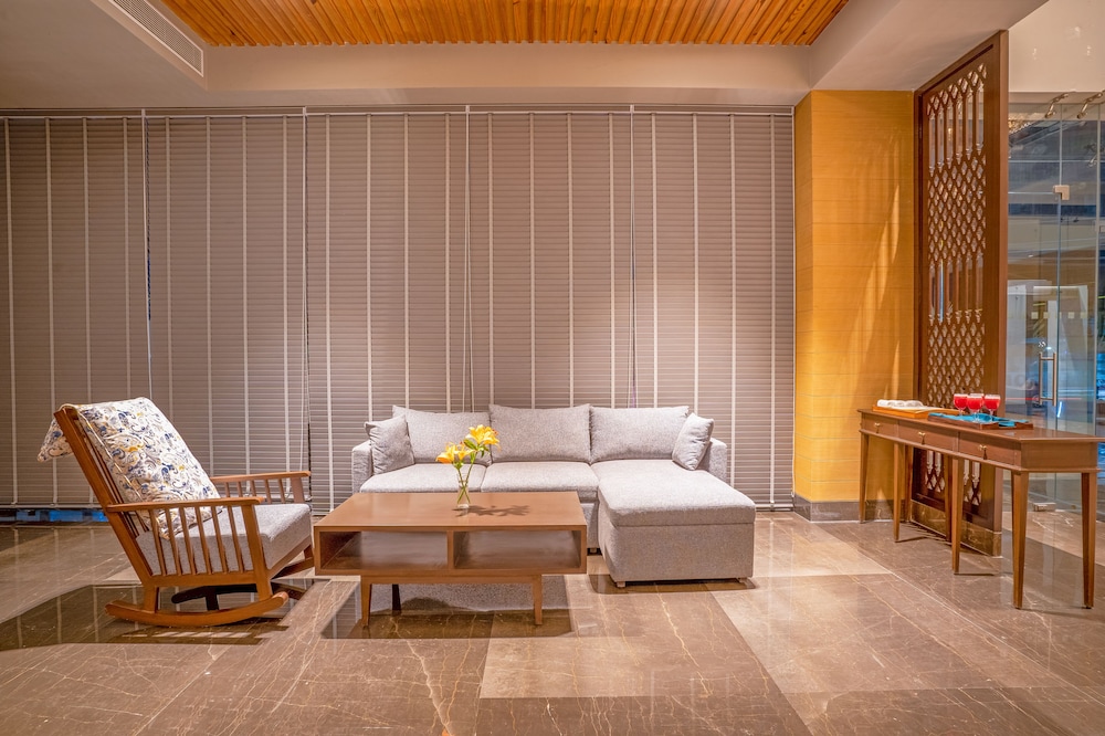 Park Inn by Radisson Lucknow Vikas Nagar 13/41