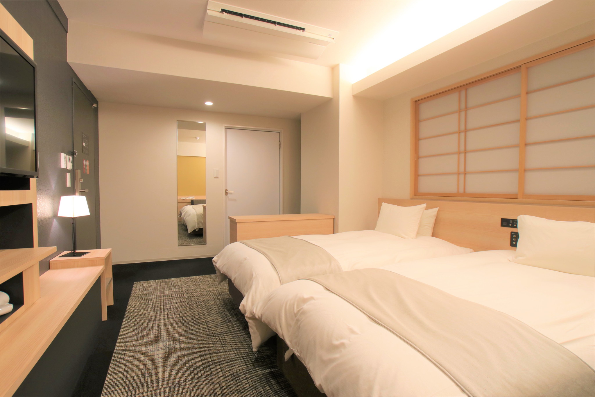 غرفة قياسية بسريرين منفصلين، Hotel M's Est Shijo-Karasuma 3/5