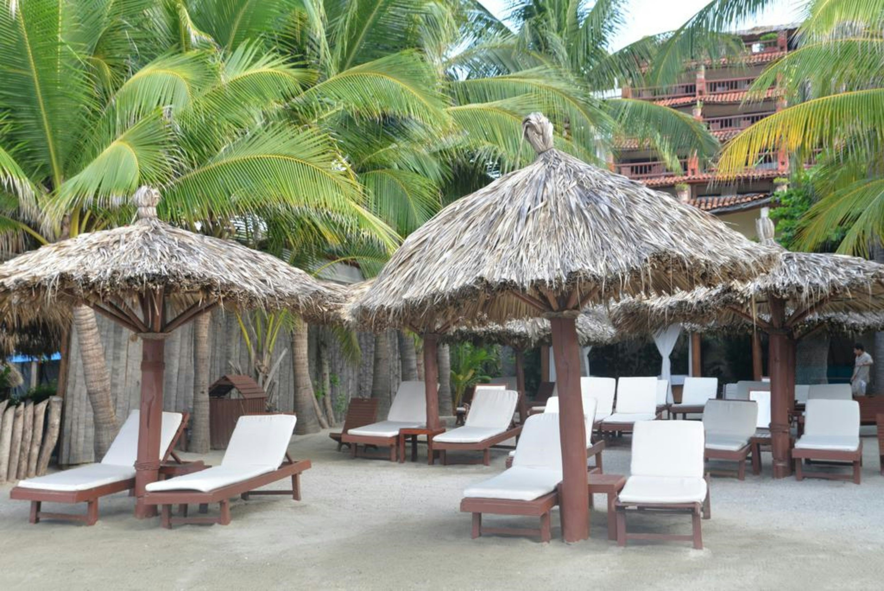 Aura del Mar Hotel 64/67