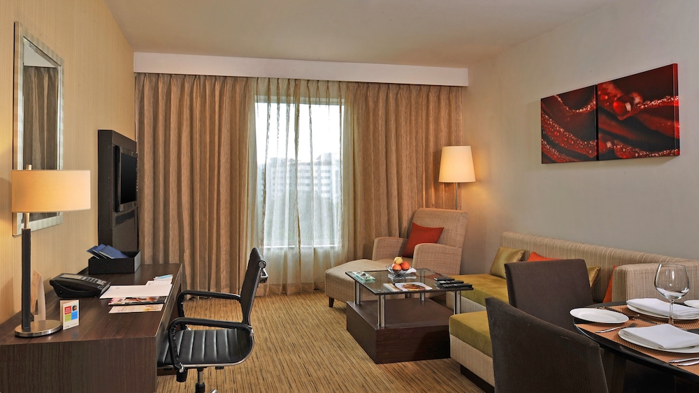 Four Points by Sheraton Hotel and Serviced Apartments Pune 25/47