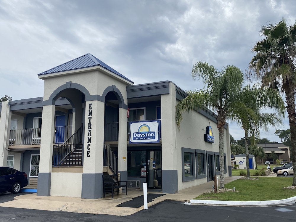 Days Inn By Wyndham Brunswick/St. Simons Area 1/19