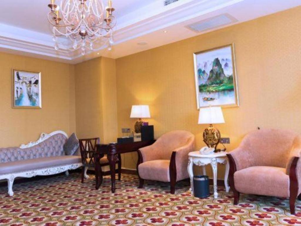 Taishan Bojue Hotel 46/69