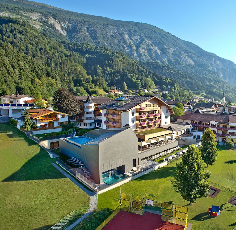 Hotel Schwarzbrunn 65/67