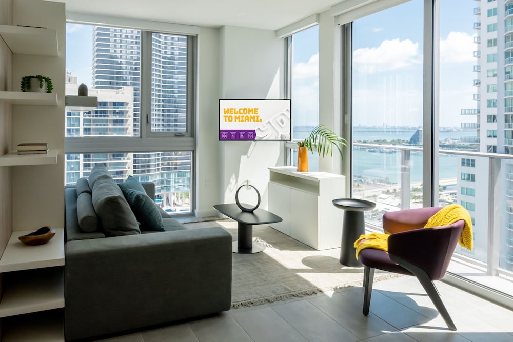 YOTEL Miami, Select by Hilton 26/48