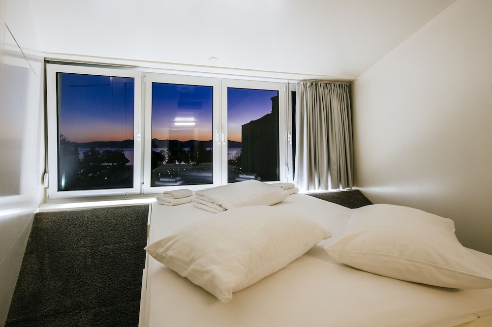 Boutique Hostel Forum 51/71