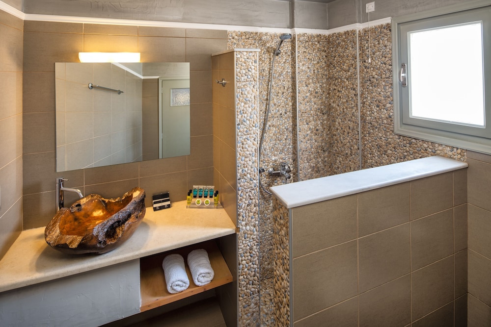 Kalya Suites 59/59