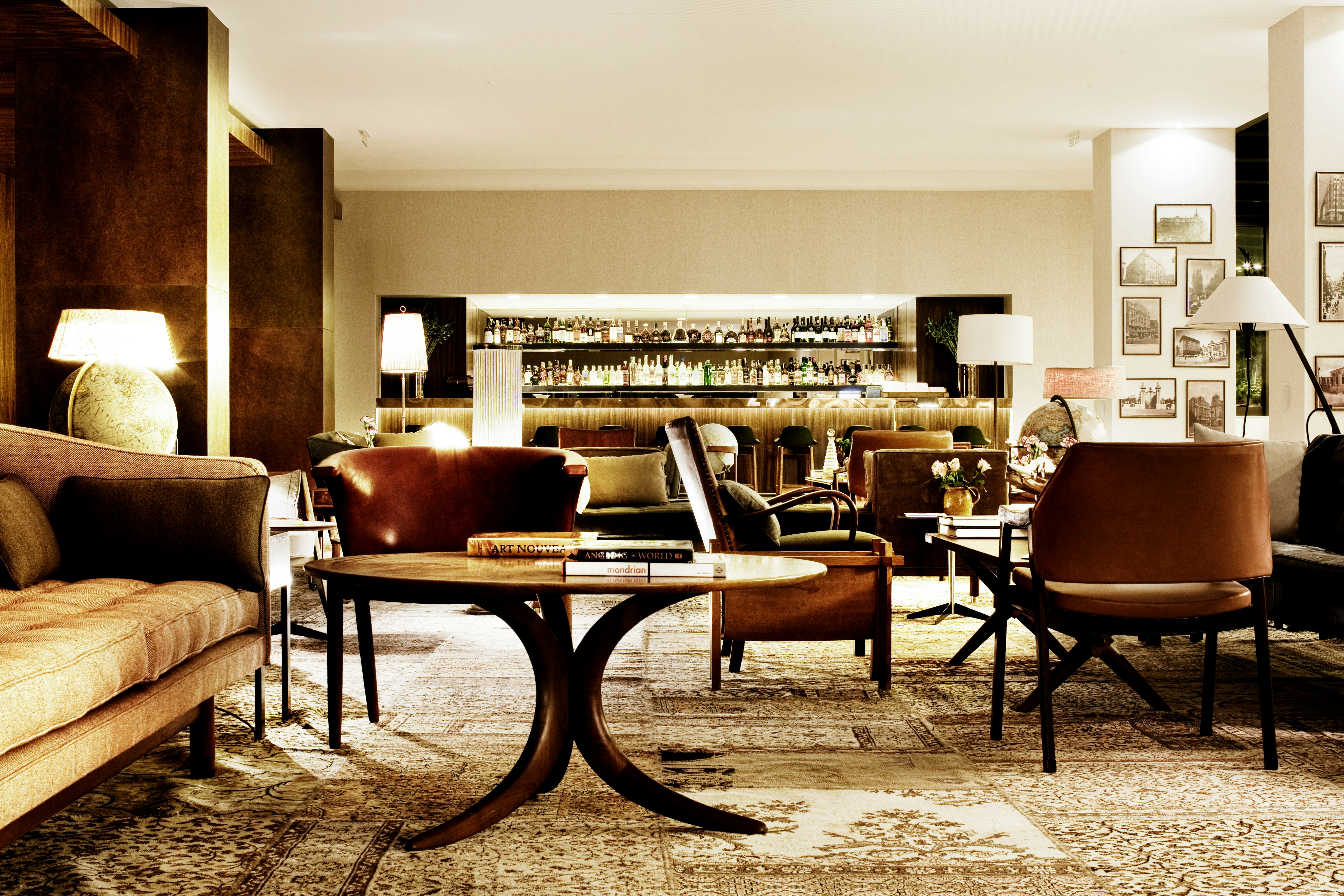 Square Nine Hotel Belgrade 78/81