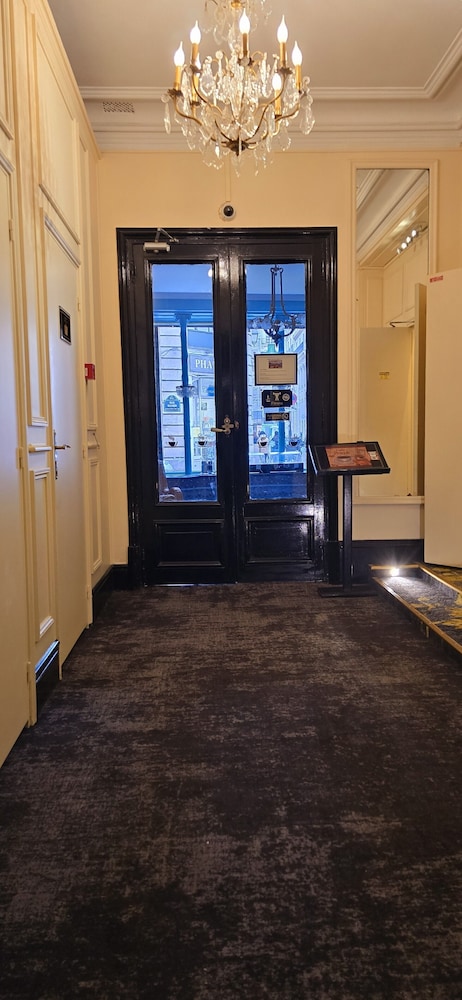 Hotel Peyris Opera 44/71