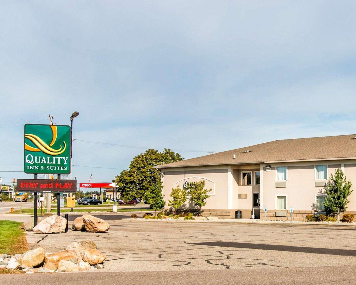 Quality Inn Suites Next To the Casino 34/35