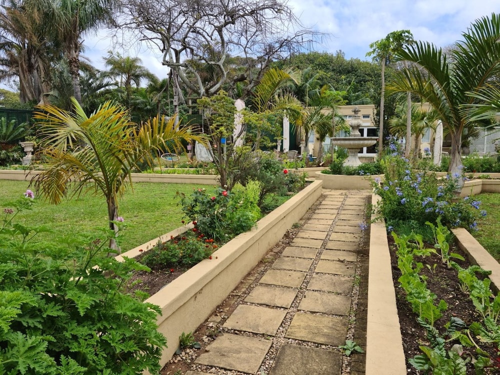 Fairway Guest House 34/50