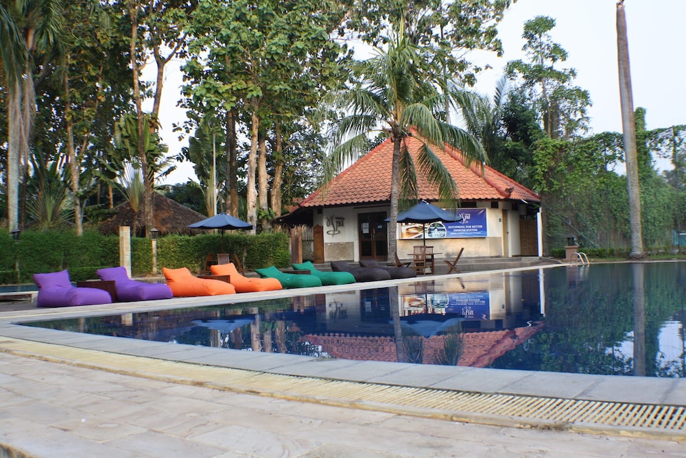Sanghyang Indah Spa Resort 45/50