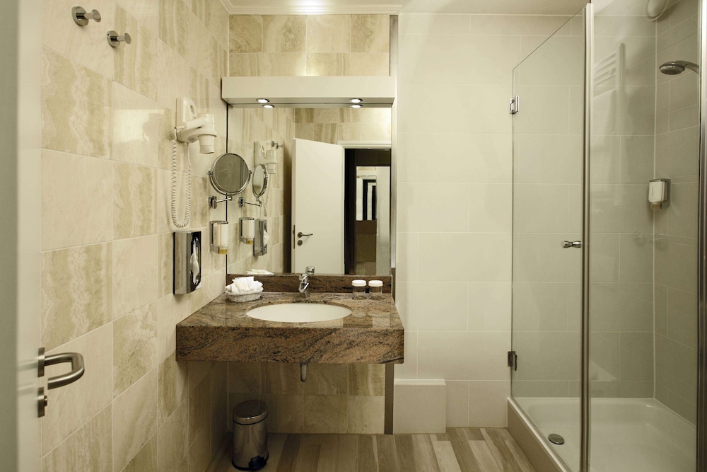 Soaltee Hotel Frankfurt Messe by Trip Inn 6/60