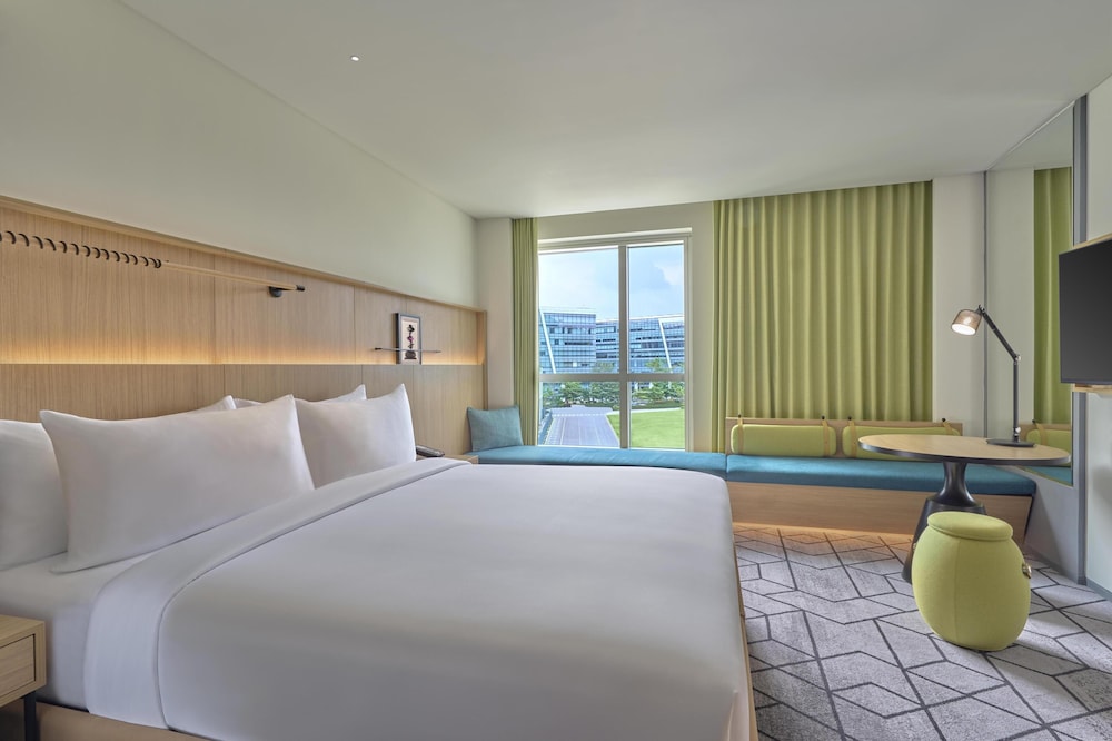 1 Bedroom, Deluxe, Suite, King Bed