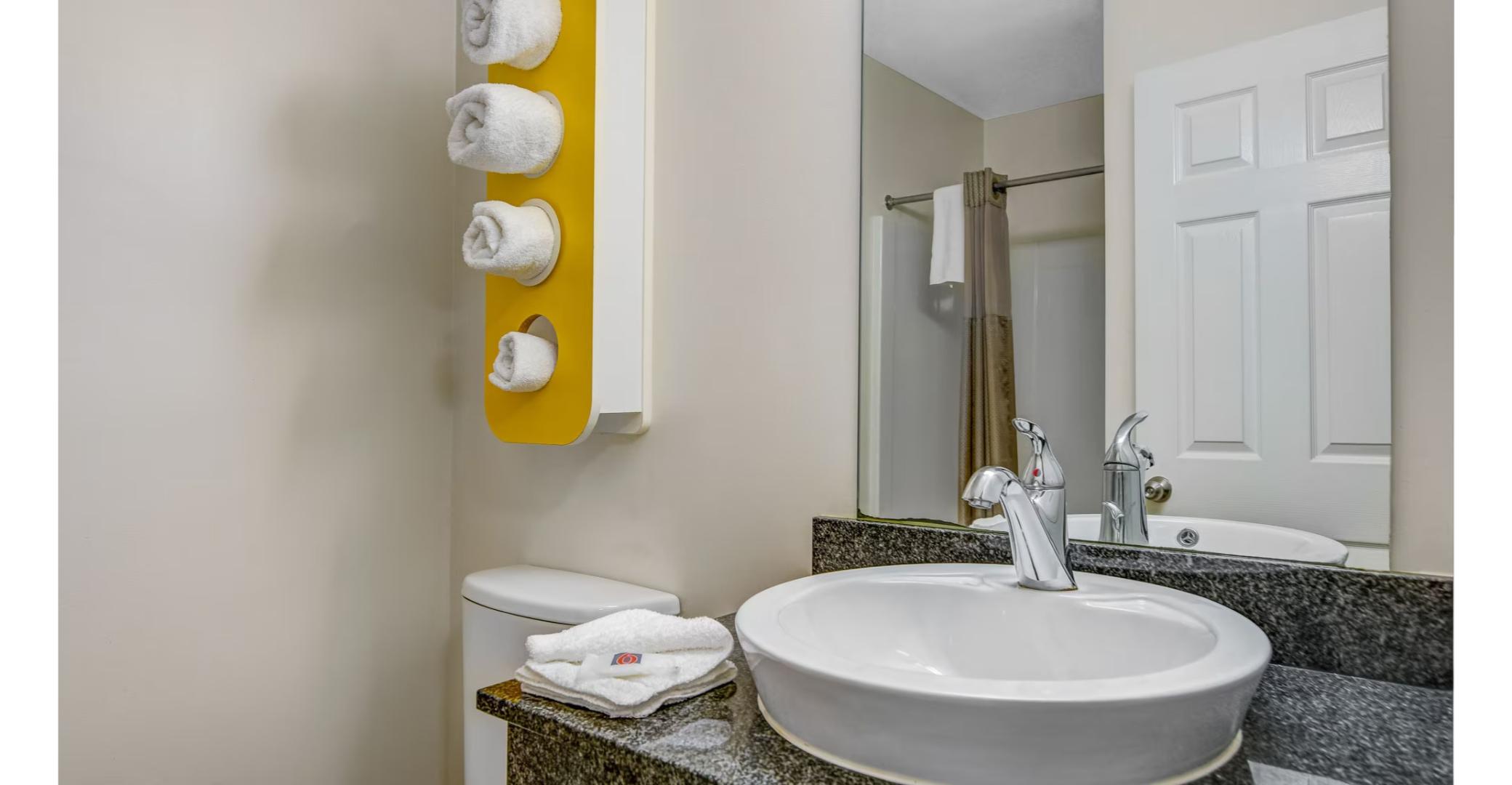 1 Queen Bed - Smoking, Studio 6 Extended Stay - Atlanta, GA - Chamblee 3/3