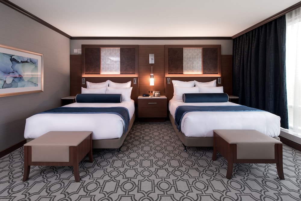 Resorts World Catskills Casino 16/53