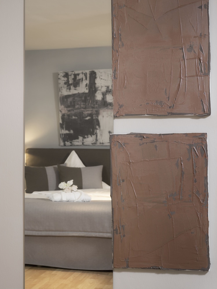 Art Hotel Aachen Superior 1/56